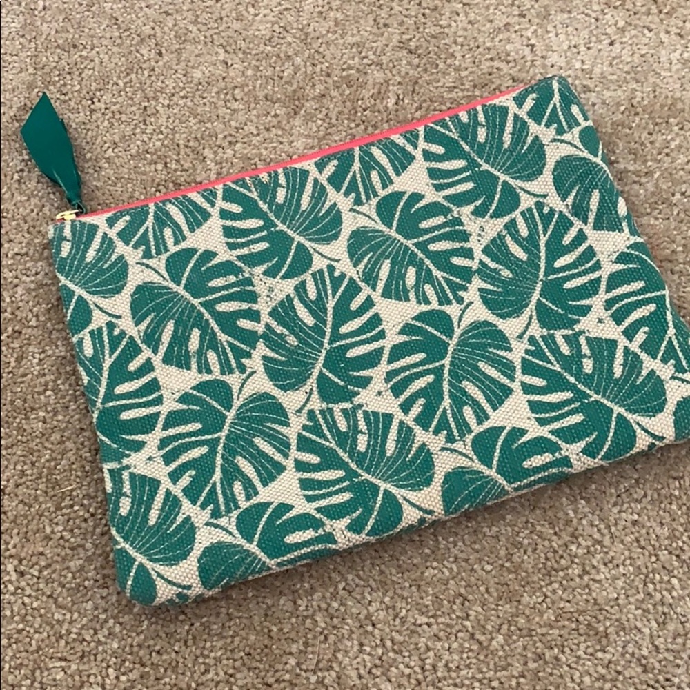 Palm Leaf Makeup Bag